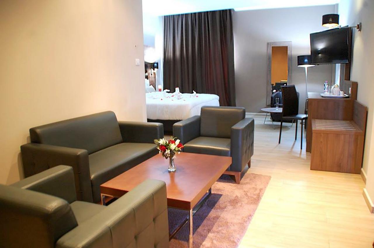 Le Zenith Hotel Vahran Dış mekan fotoğraf