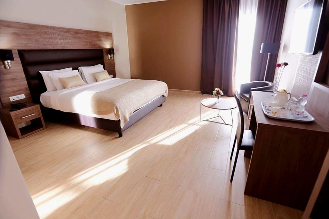 Le Zenith Hotel Vahran Dış mekan fotoğraf