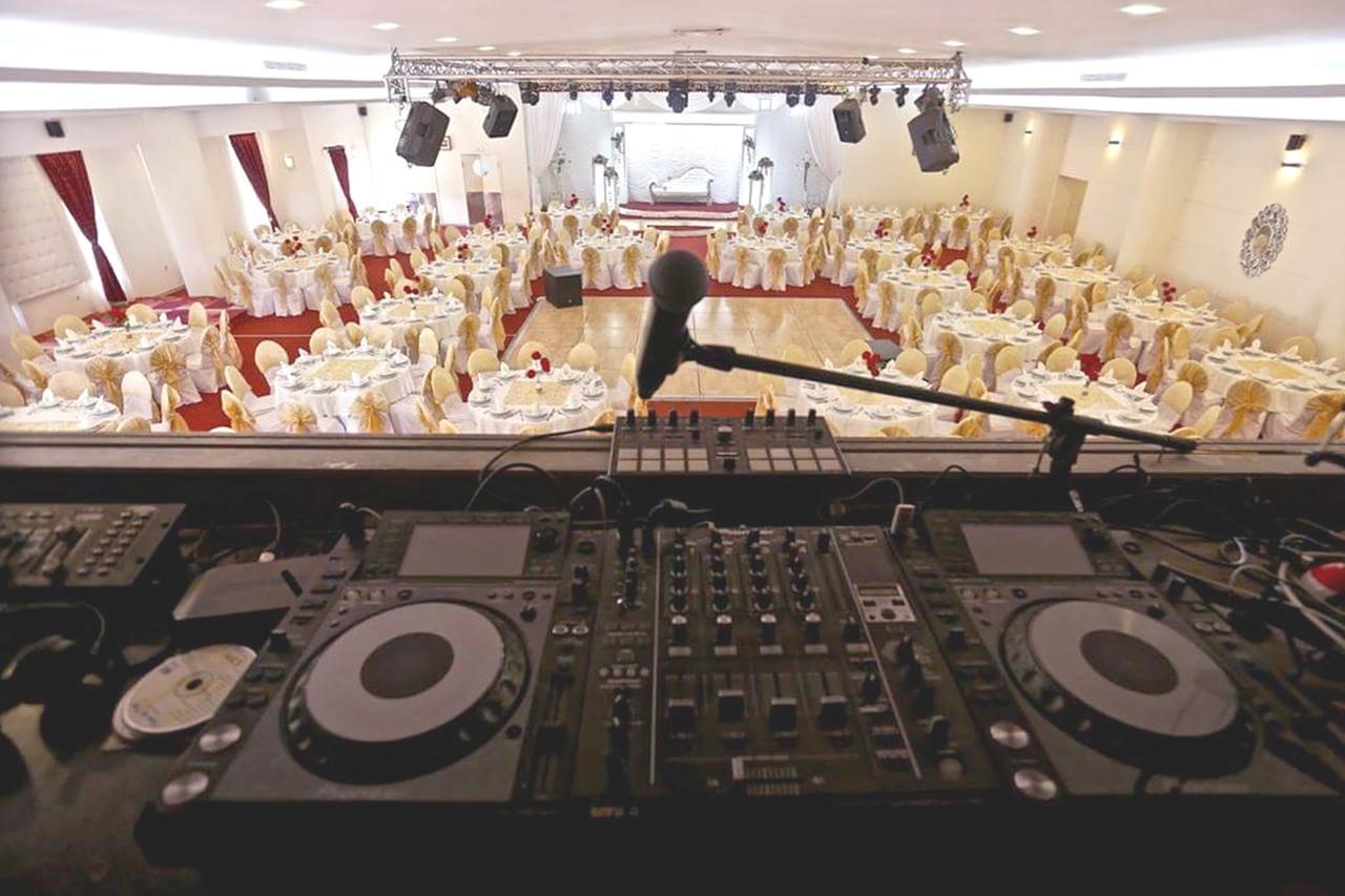 Le Zenith Hotel Vahran Dış mekan fotoğraf
