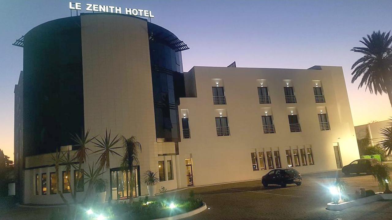 Le Zenith Hotel Vahran Dış mekan fotoğraf